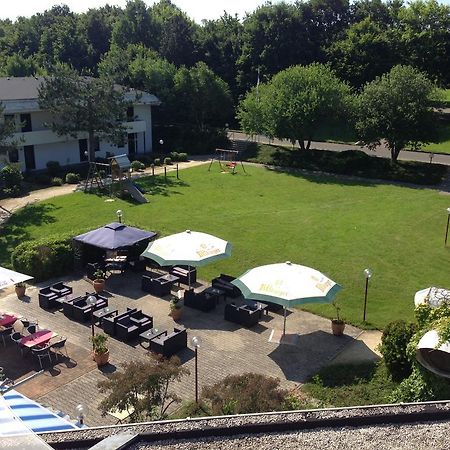 Hotel Moselpark 베른카슈텔쿠에스 외부 사진