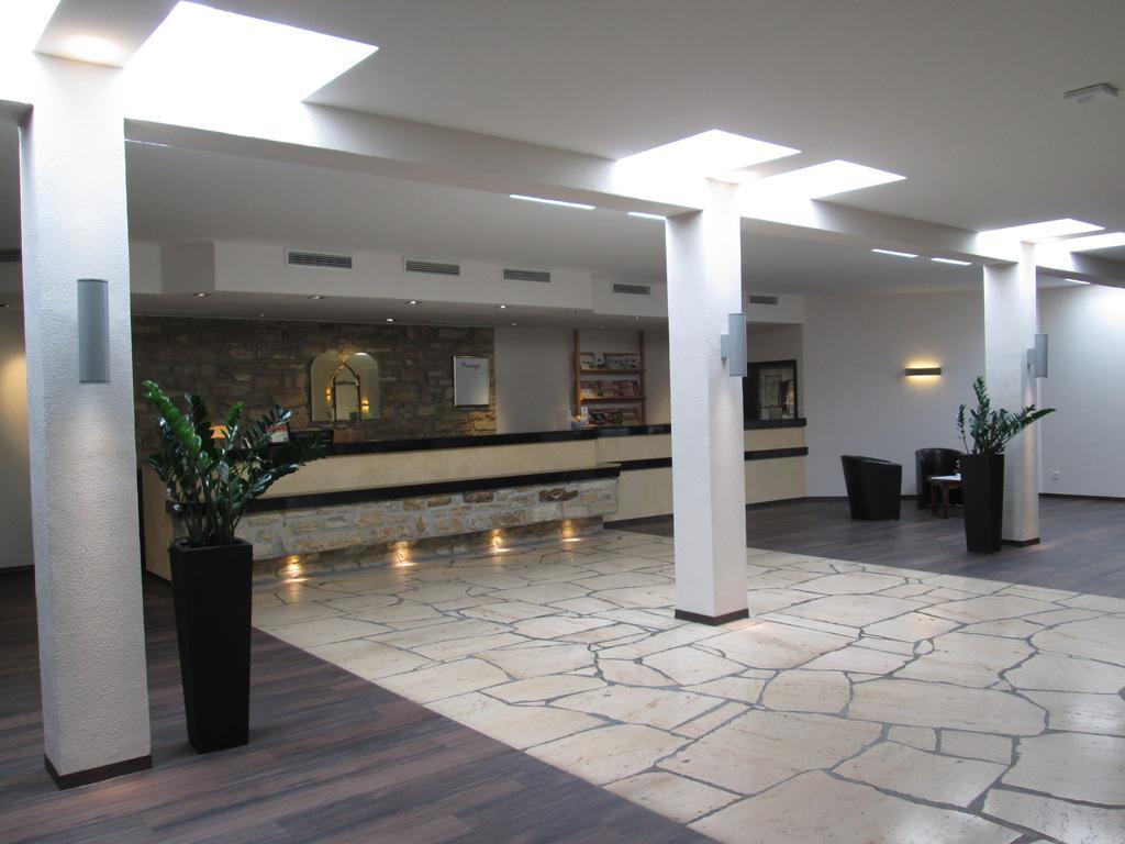 Hotel Moselpark 베른카슈텔쿠에스 외부 사진