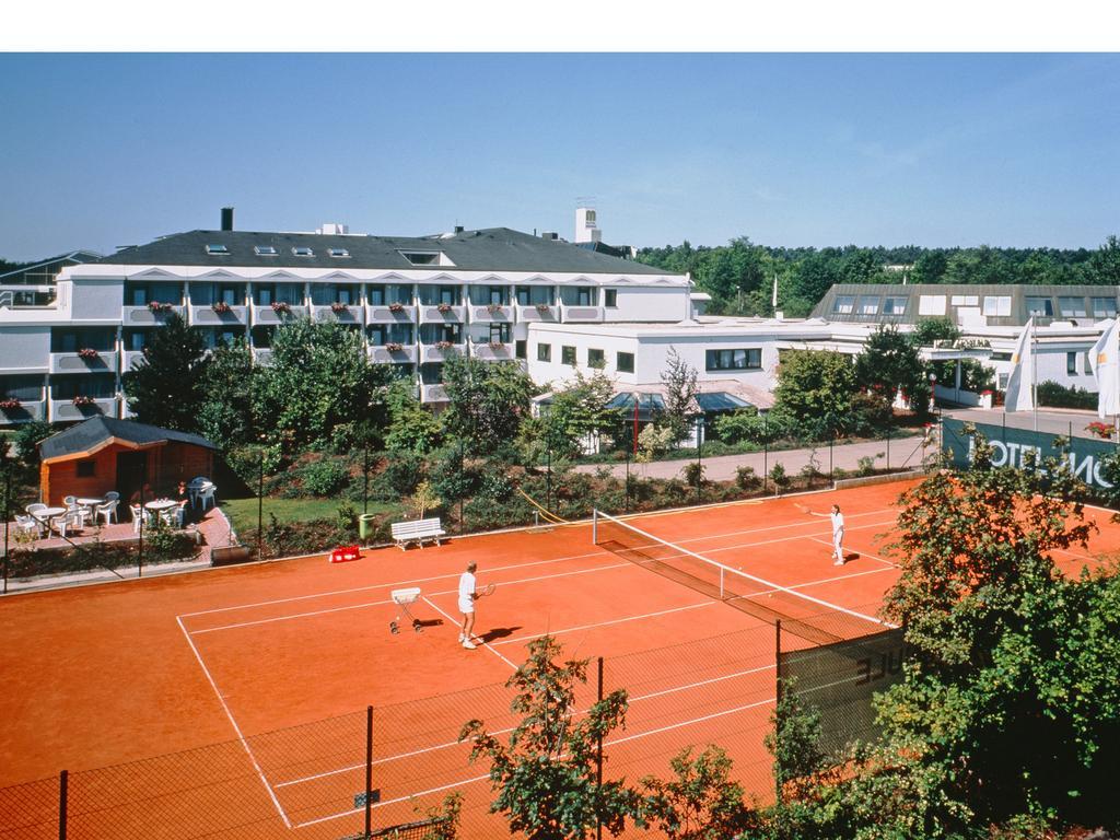 Hotel Moselpark 베른카슈텔쿠에스 외부 사진